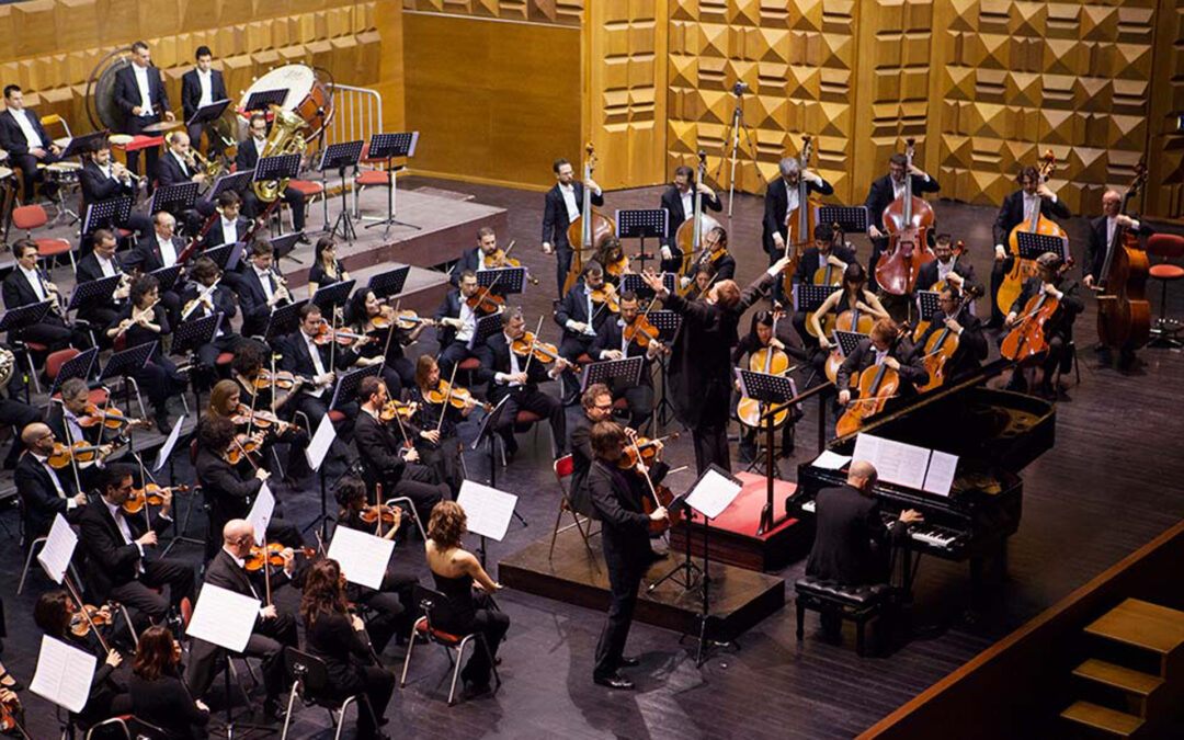 Rome – Auditorium Conciliazione – Orchestra Sinfonica di Roma – Rossini, Casella, Stravinsky conducted masterfully by Matthias Manasi (English Translation)